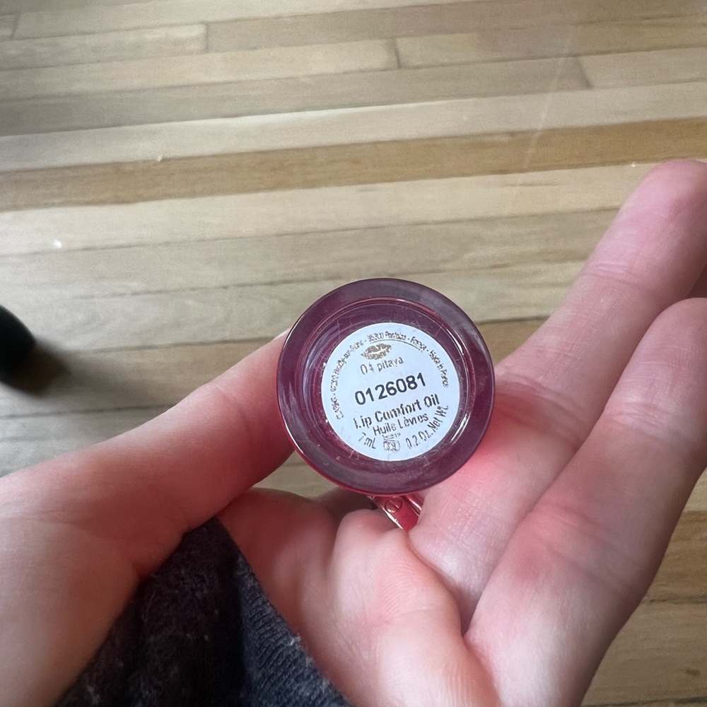 Vibrant Pink Clarins Lip Oil - Picture 3 of 4